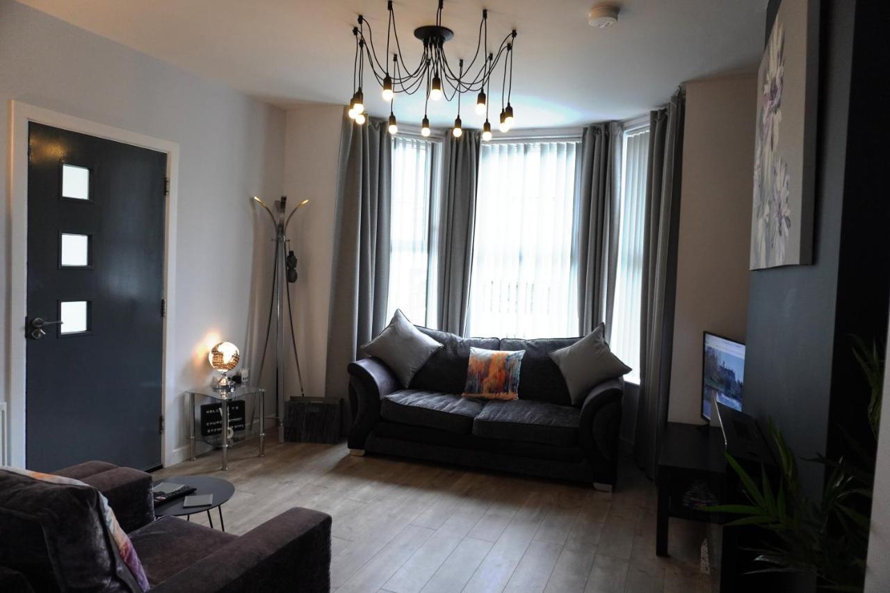 Vip Church Street Apartment Portadown Exteriör bild